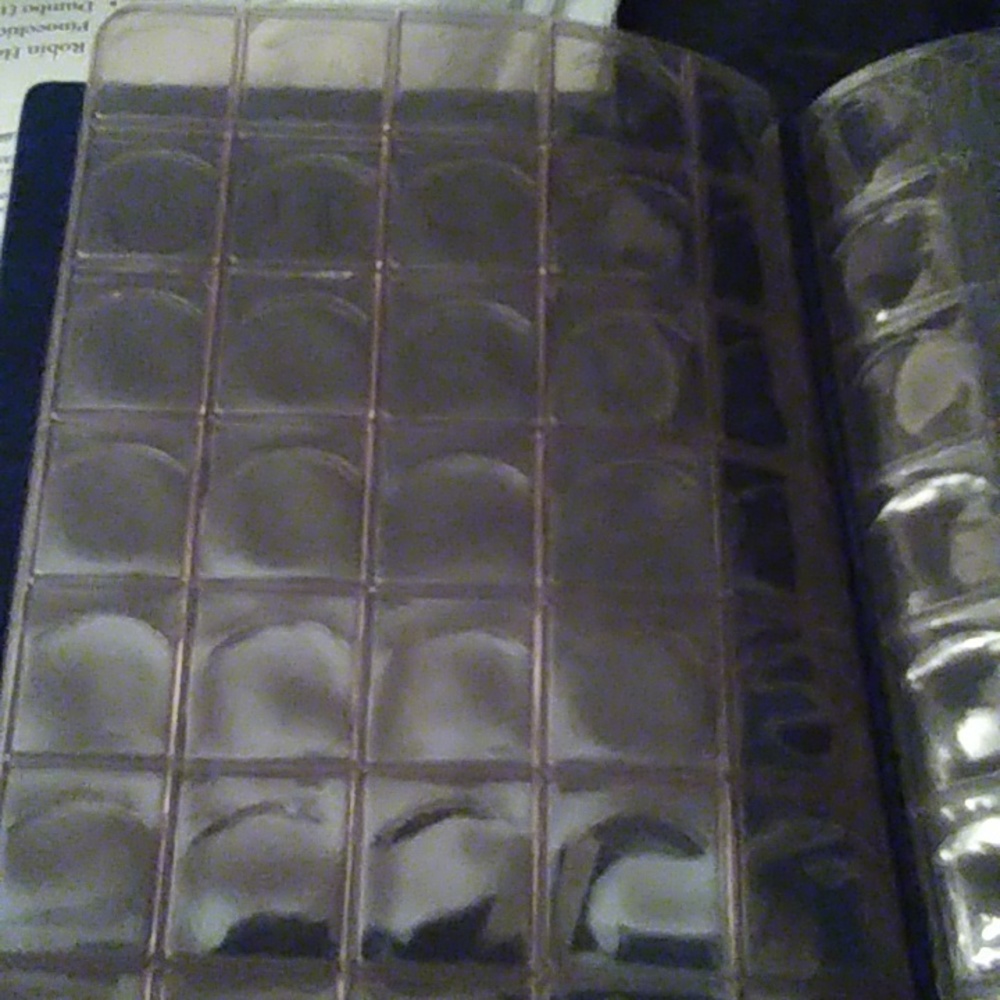 Coin Display (Dimes) - Picture 7 of 8